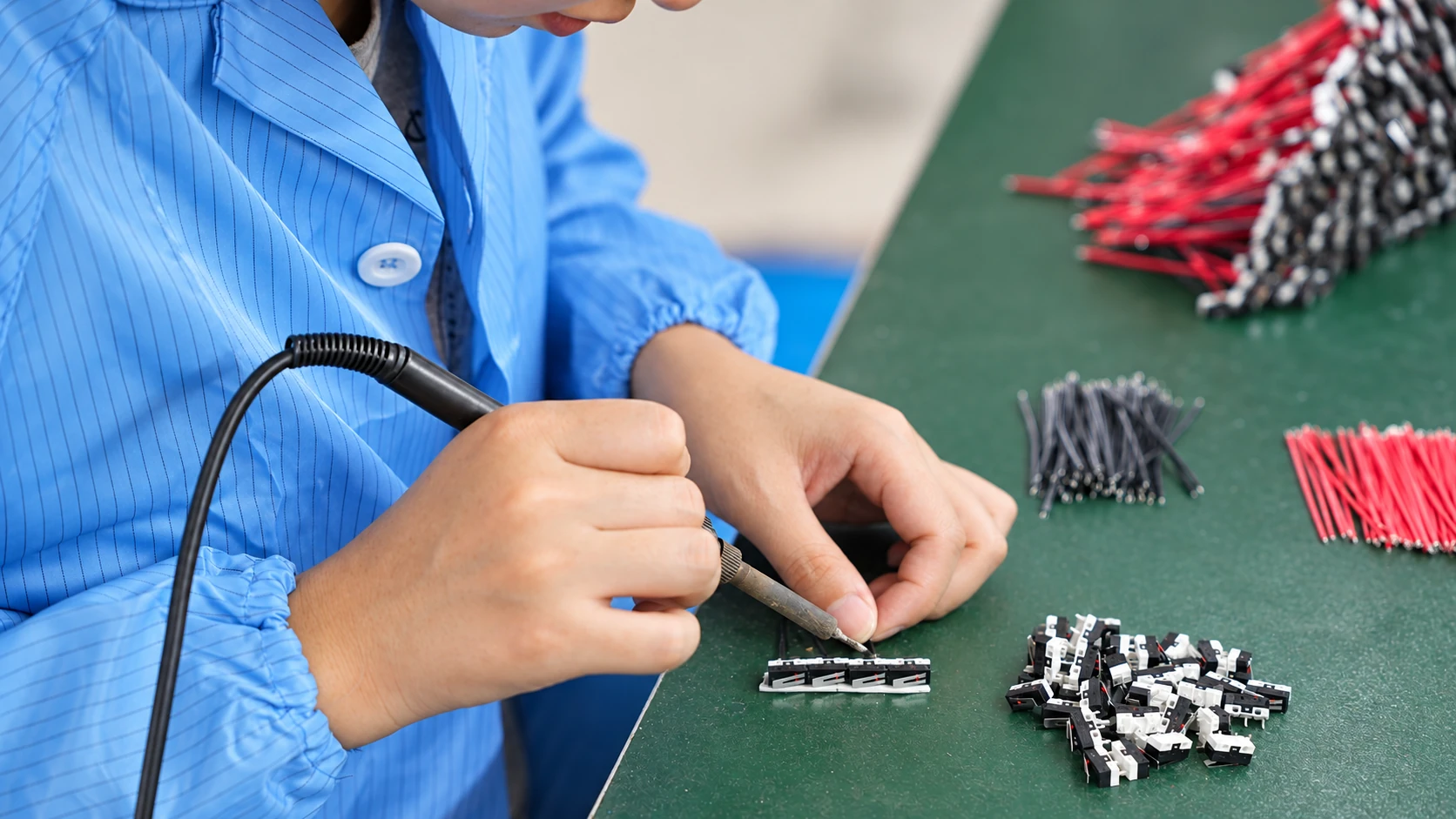 Hand assembly & soldering
